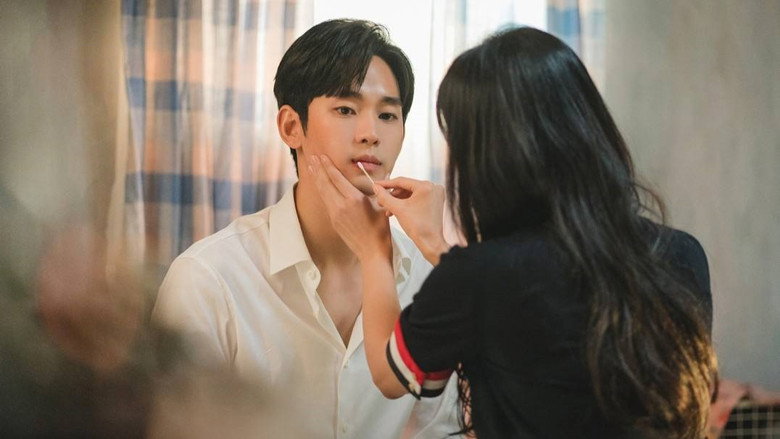 Still from ราชินีแห่งน้ำตา - ซีซัน 1 ตอน 9