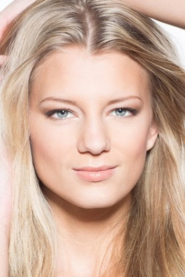 Lisa-Giulia Wende portrait