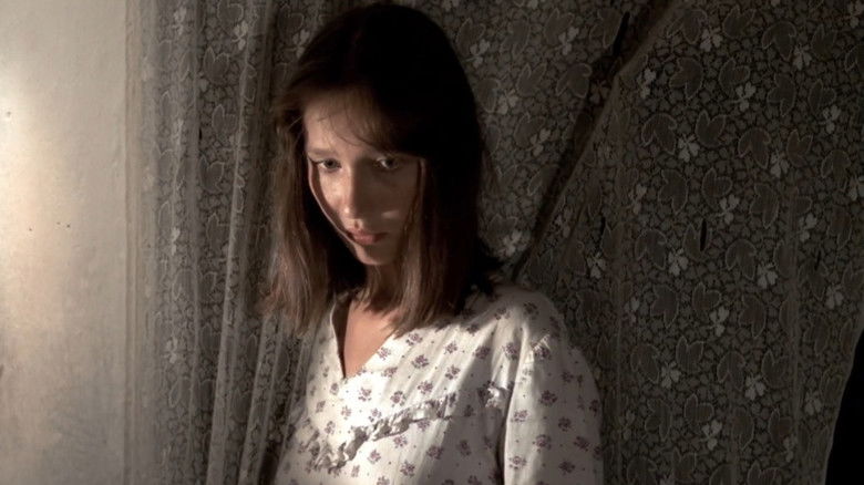 Image d'arrière-plan 4 du film Duios Anastasia trecea