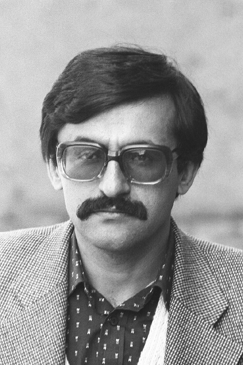 Mohammadmehdi Dadgoo portrait image