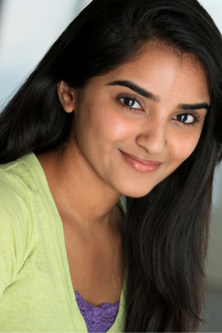 Sahana Srinivasan headshot