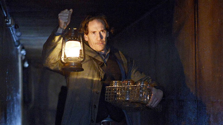 Still from Helix - Season 2 Episode 13