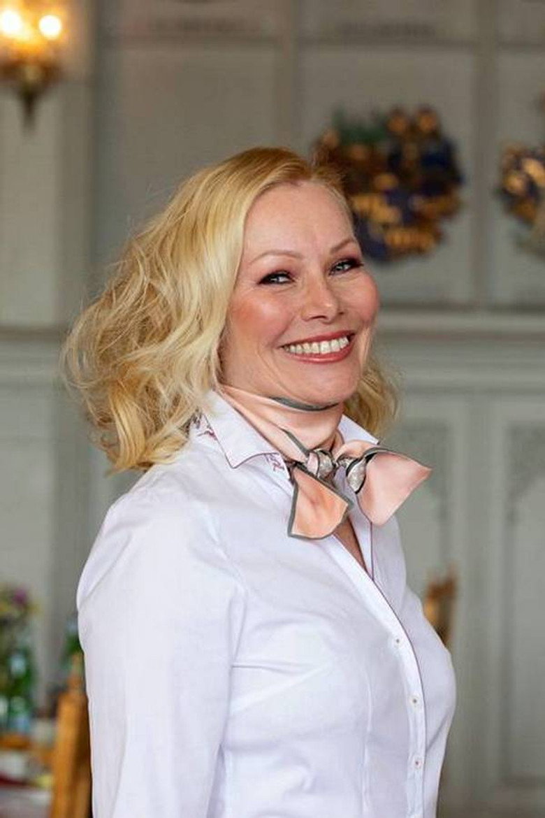 Sara Hirvelä portrait
