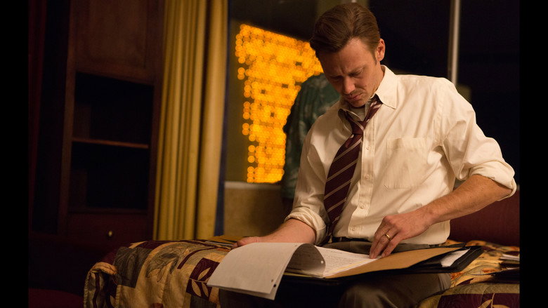 Still from Unsolved: The Murders of Tupac and The Notorious B.I.G. - ซีซัน 1 ตอน 2