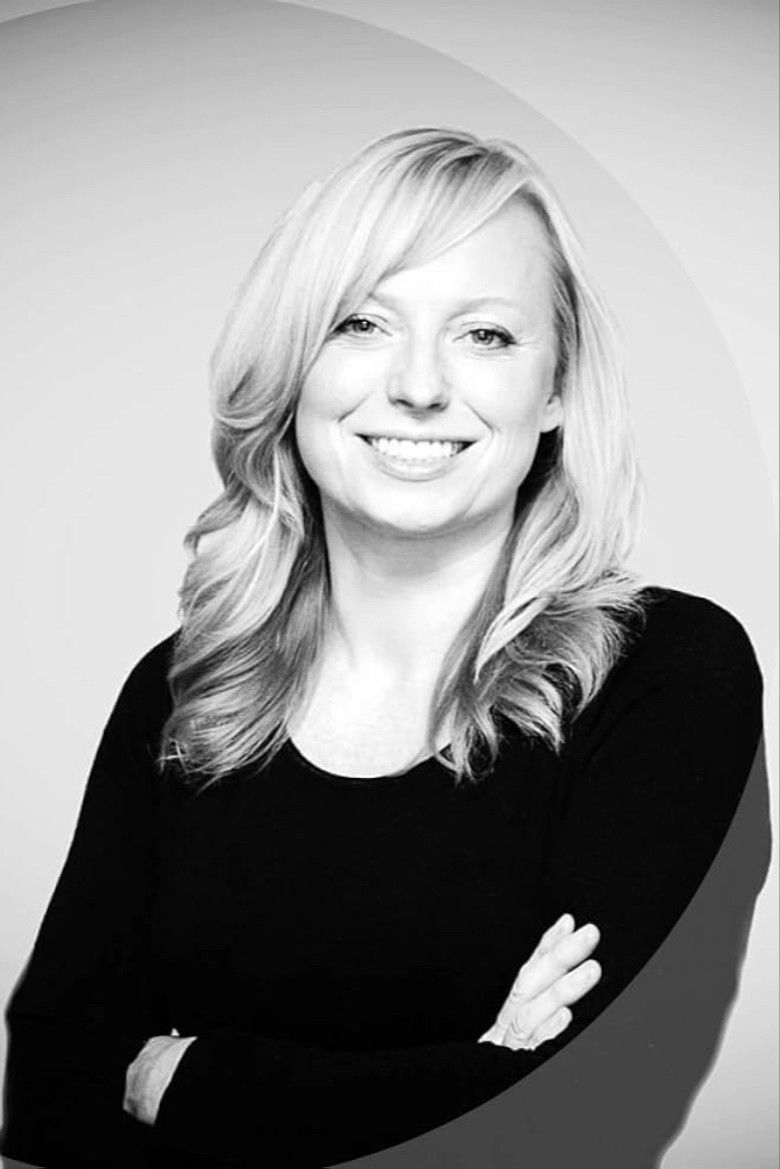 Beth Rolon portrait image