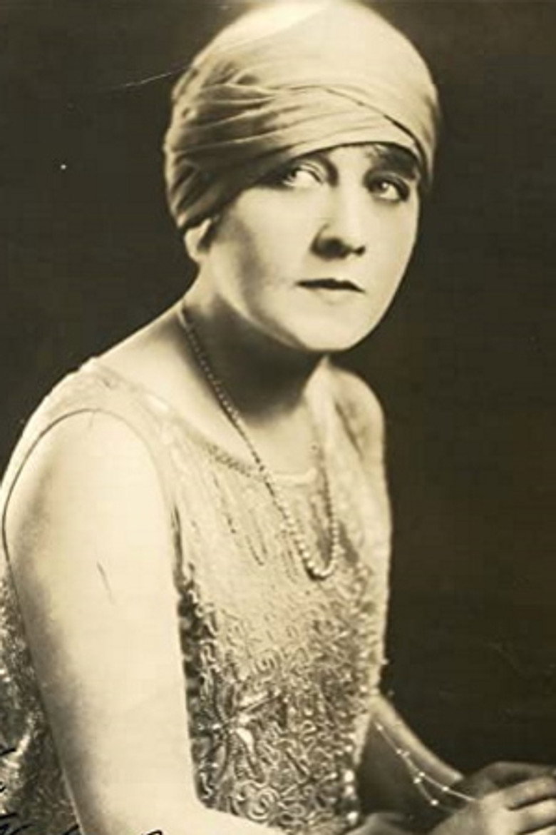 Louise Dresser photo 2