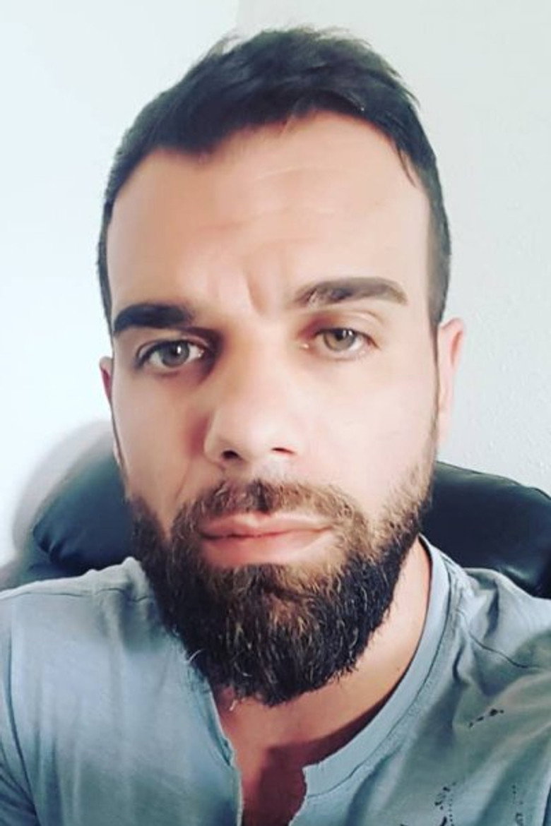 Renan Macaoglu portrait