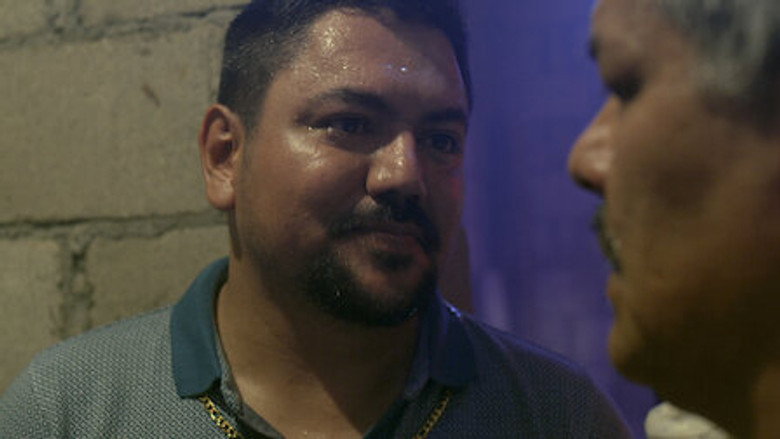 Still from Senora Acero - Season 5 Episode 38