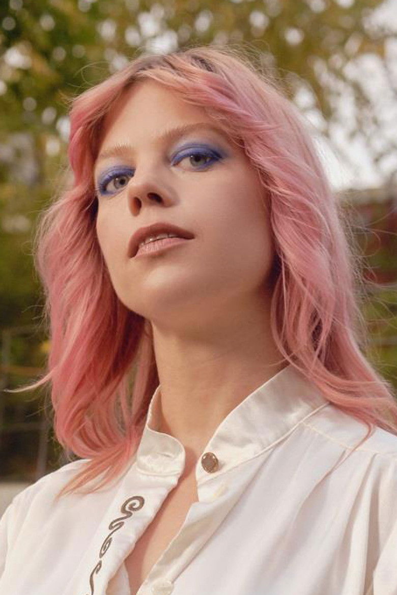 Basia Bulat portrait image