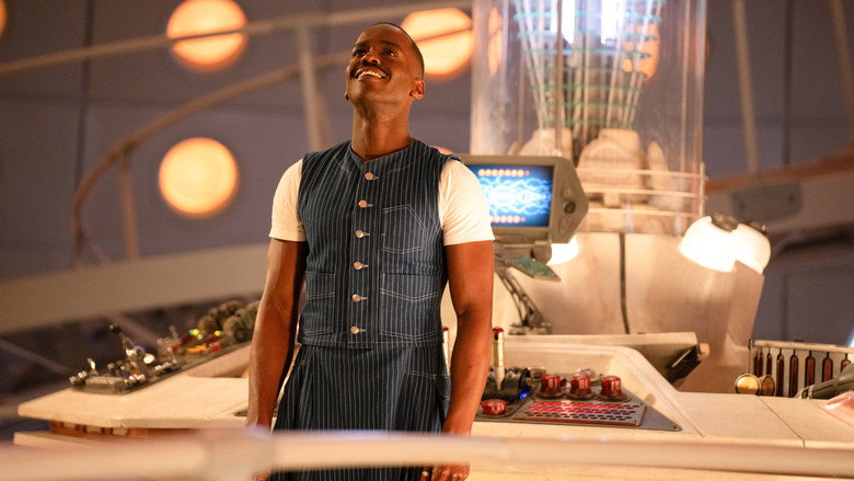 Still from Doctor Who - Season 2 Episode 8