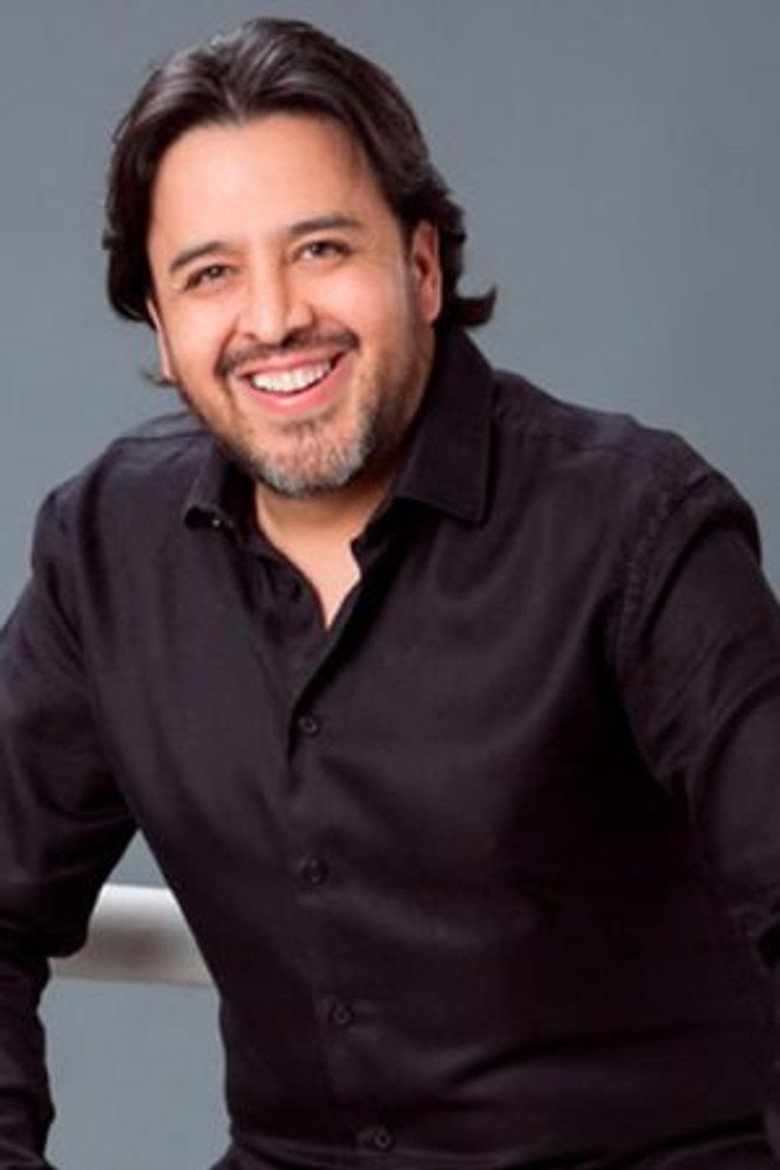 Toto Vega photo