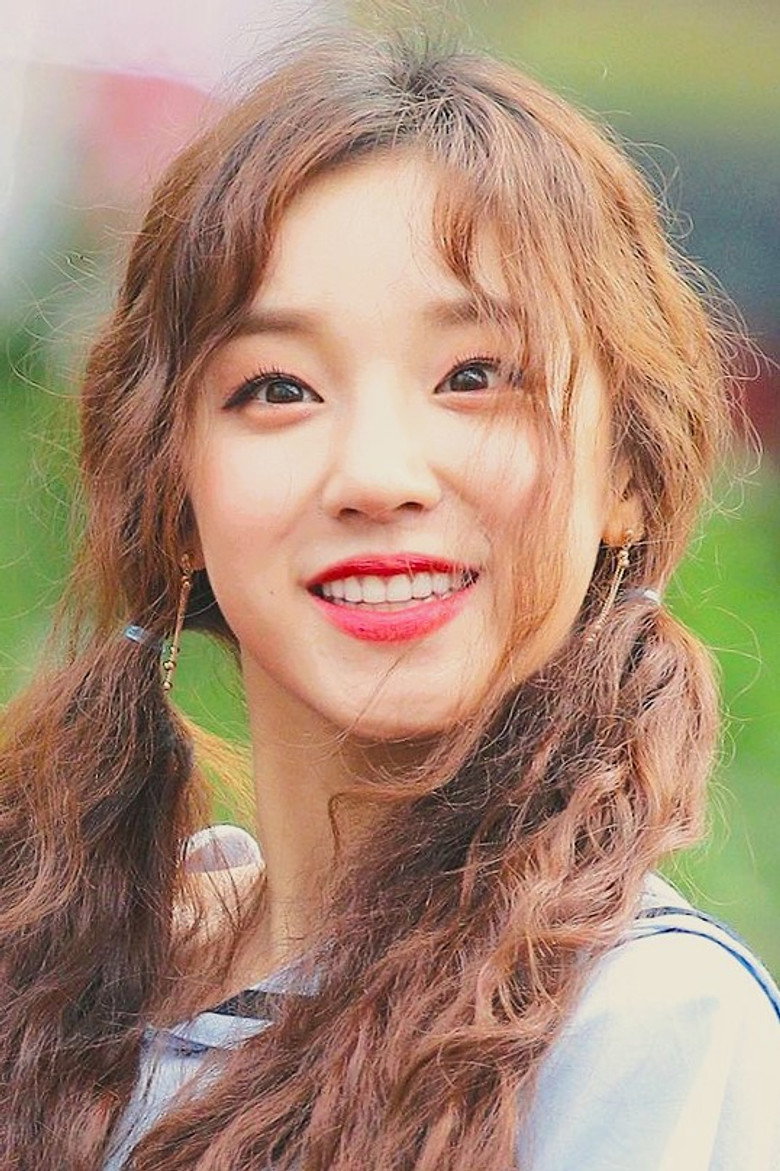 Song Yuqi photo
