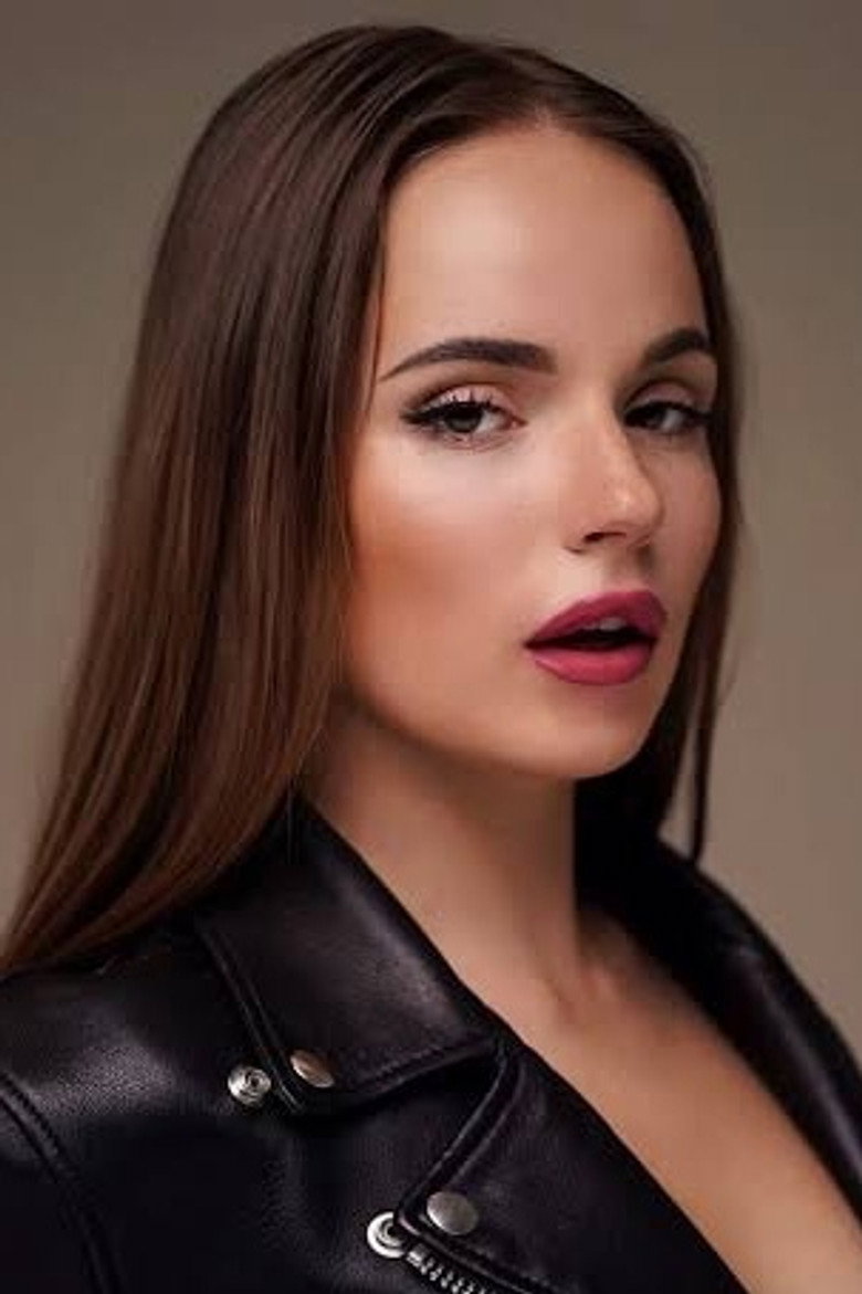 Sasha Spilberg photo