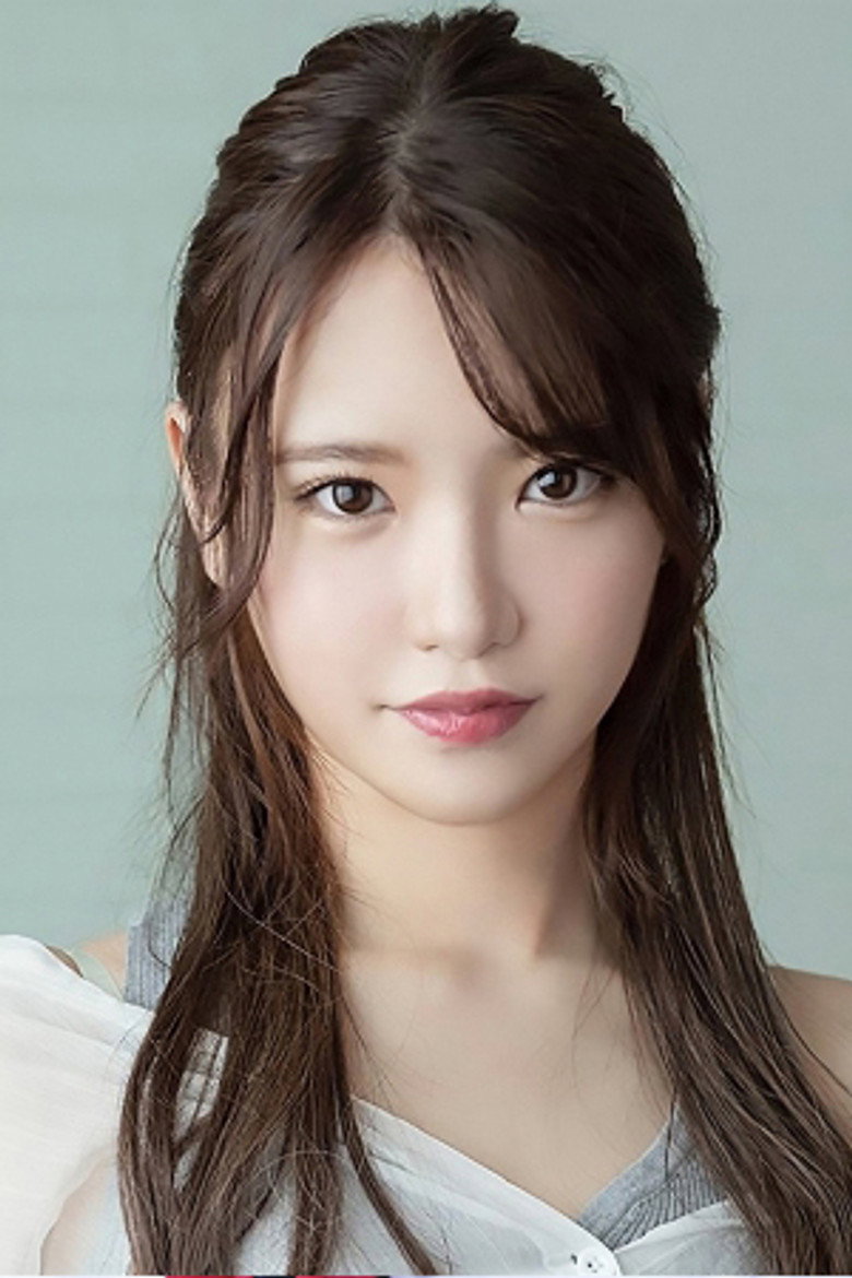 Mizuki Minami portrait