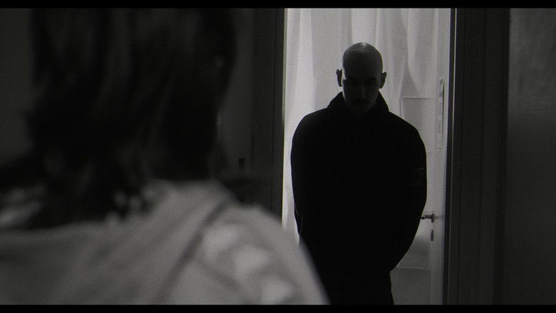 Image d'arrière-plan 4 du film Γελοίοι Έρωτες