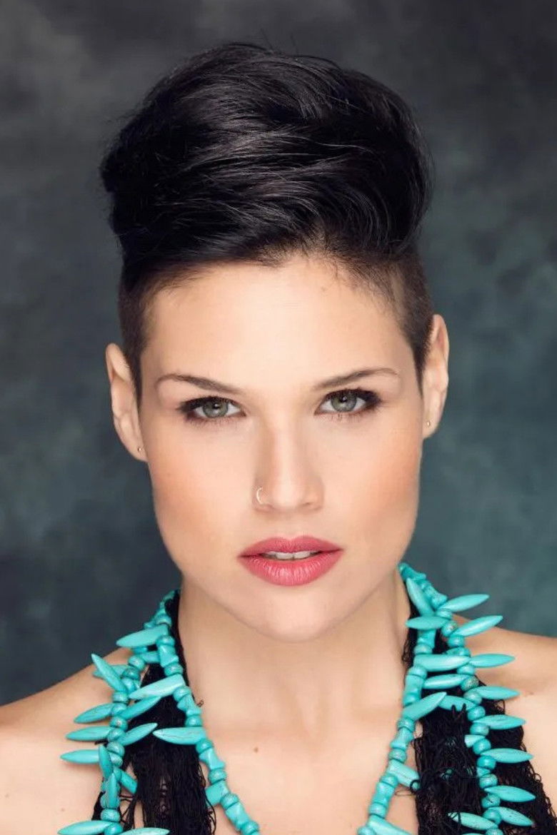 Fabia Rebordão portrait image