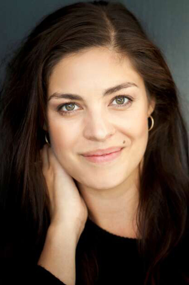 Natalie Madueño photo 7