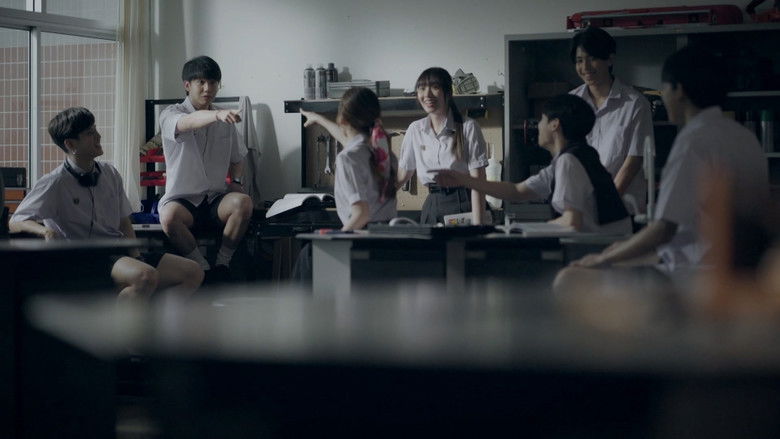 Gallery image from ul5UQ63f047s7ISTStnfDcFcOG4.jpg