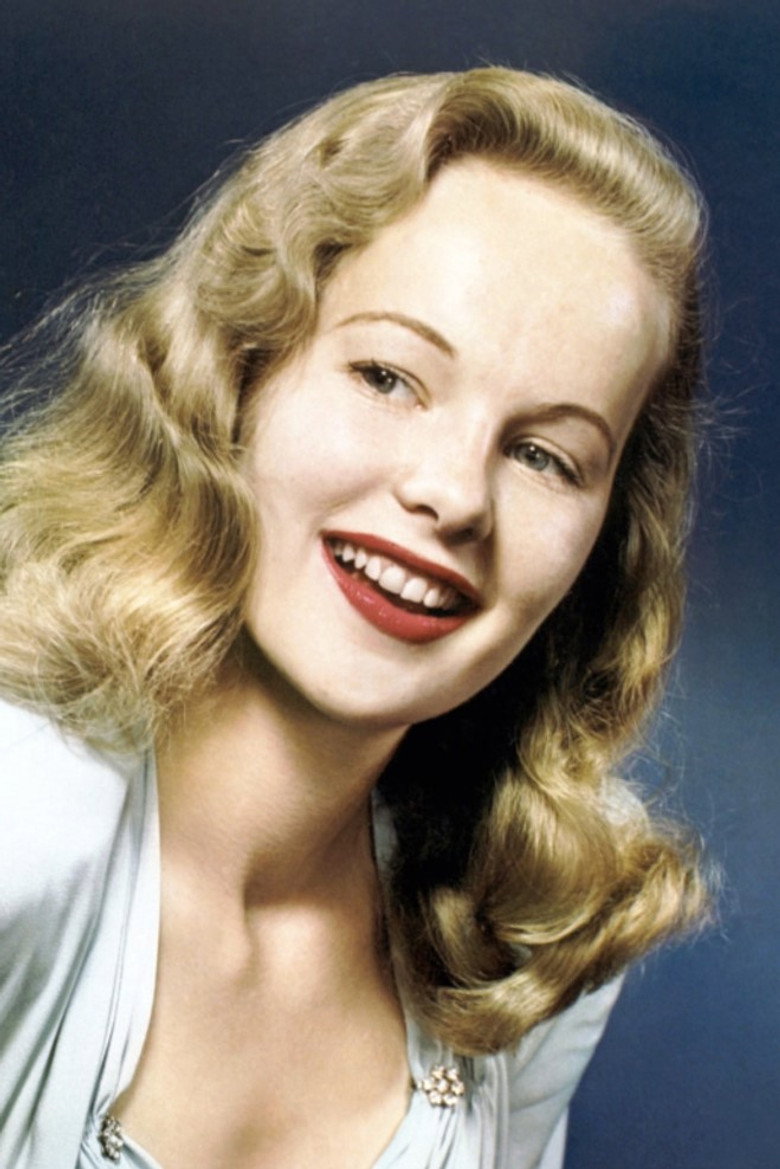 Peggy Cummins photo 2