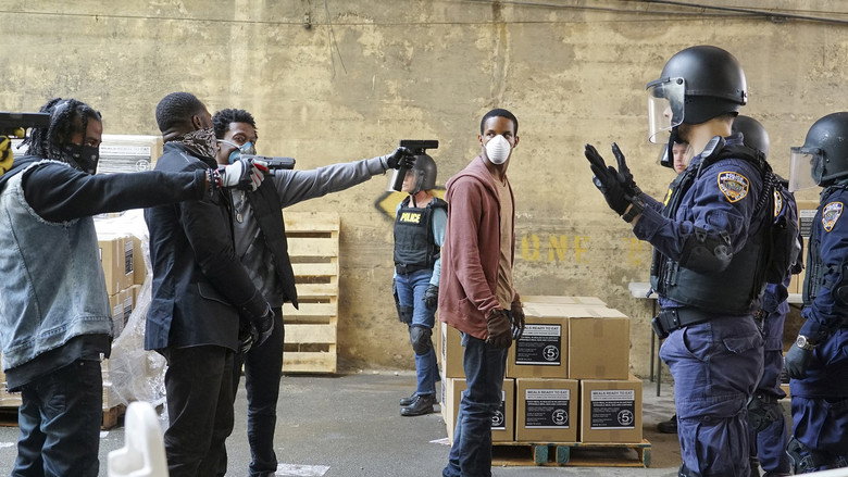 Still from Containment - Season 1 Episode 5