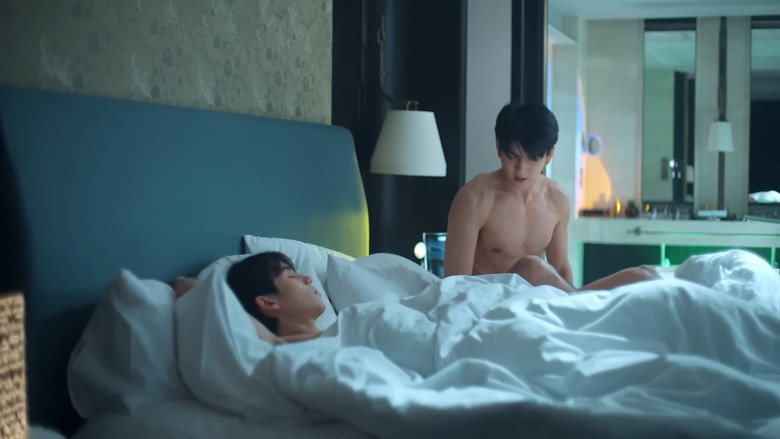 Still from รักสลับโลก - Season 1 Episode 2