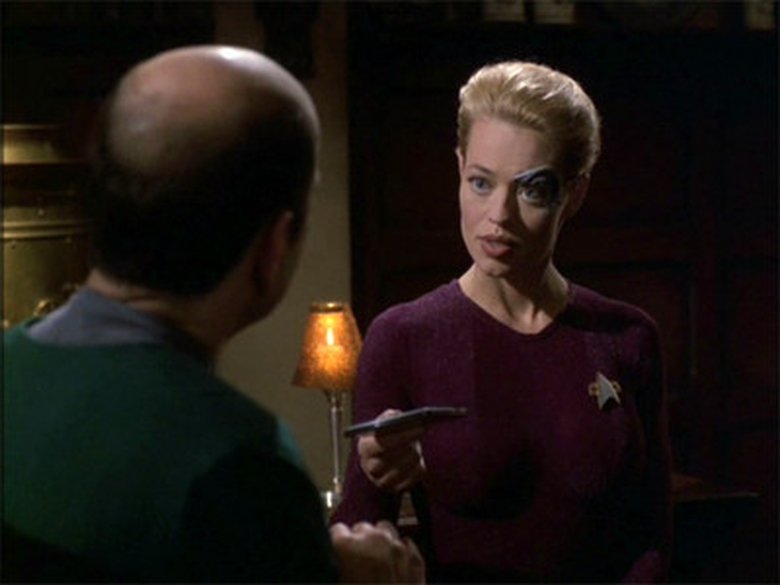 Watch Star Trek: Voyager Season 5 Episode 22 Someone to ...
