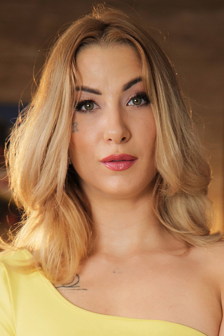 Melanie Tucker portrait