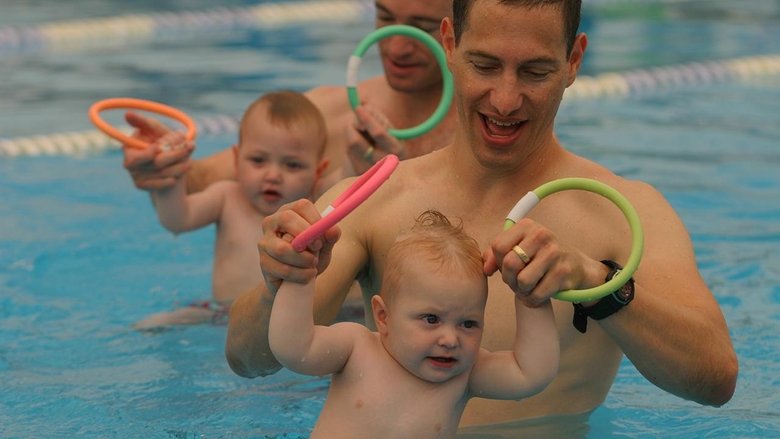 Undressing Israel: Gay Men in the Promised Land (2013)