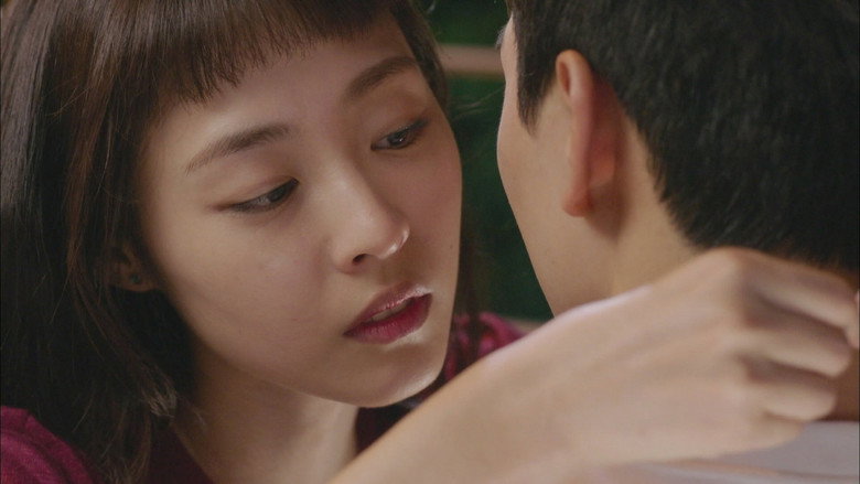 Still from Reunited Worlds - Season 1 Episode 8