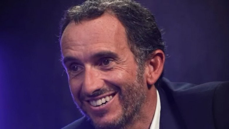 S04E17 – Alexandre Bompard, CEO of Carrefour: The daily life of a boss overseeing €100 billion in revenue.