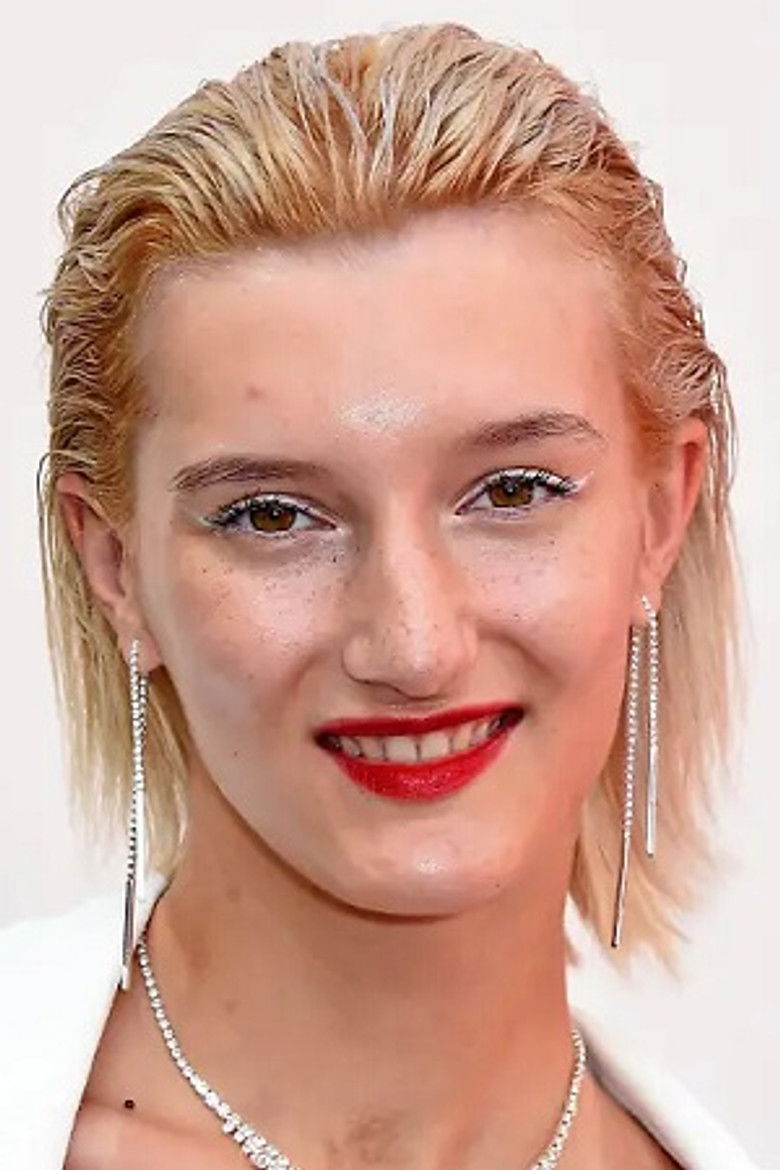 Anya Elsner portrait image