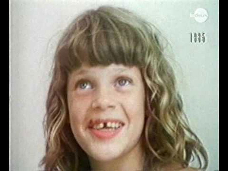 Still image for Strip-Tease season 1 episode 1: Episode 1 Still image for Strip-Tease season 1 episode 1: Episode 1