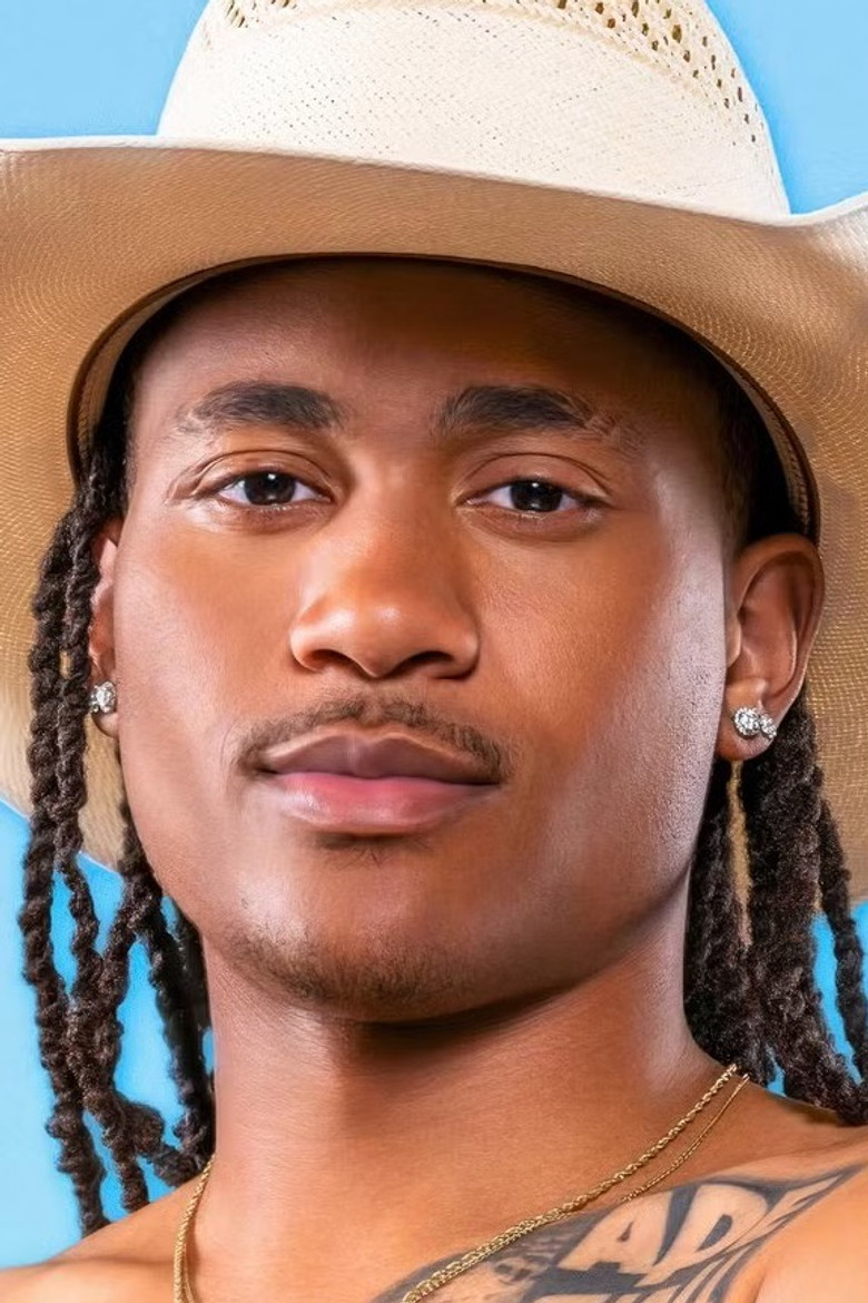 Taylor Williams portrait image