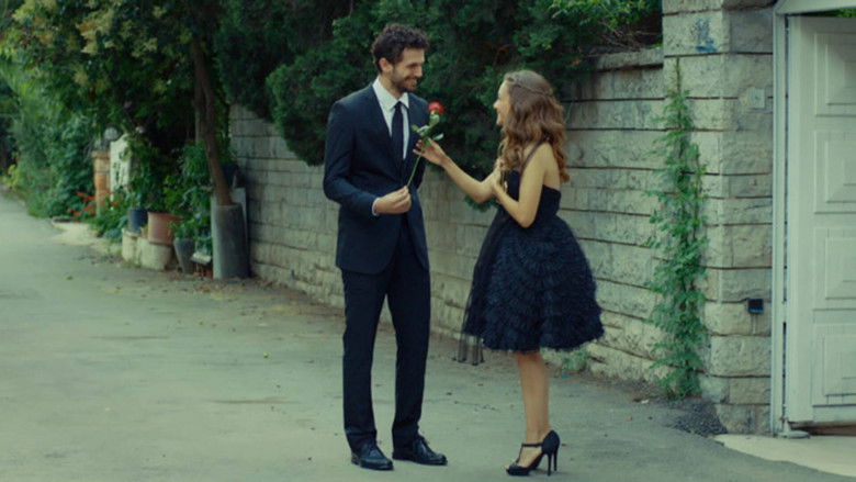 Still image for War of the Roses season 1 episode 1: Episode 1 Still image for War of the Roses season 1 episode 1: Episode 1