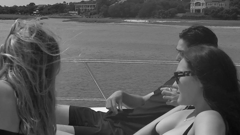 Image d'arrière-plan 7 du film je suis coincé à la dérive