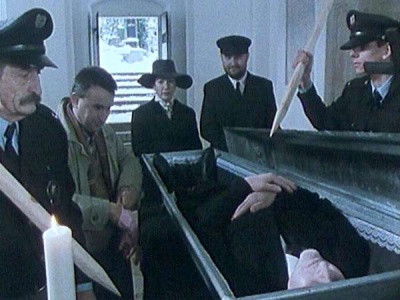 Dráculův švagr Sezóna 1 Epizoda 11 bombuj