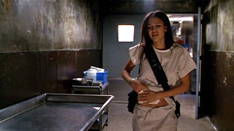 Still from Dark Angel - Season 2 Episode 13
