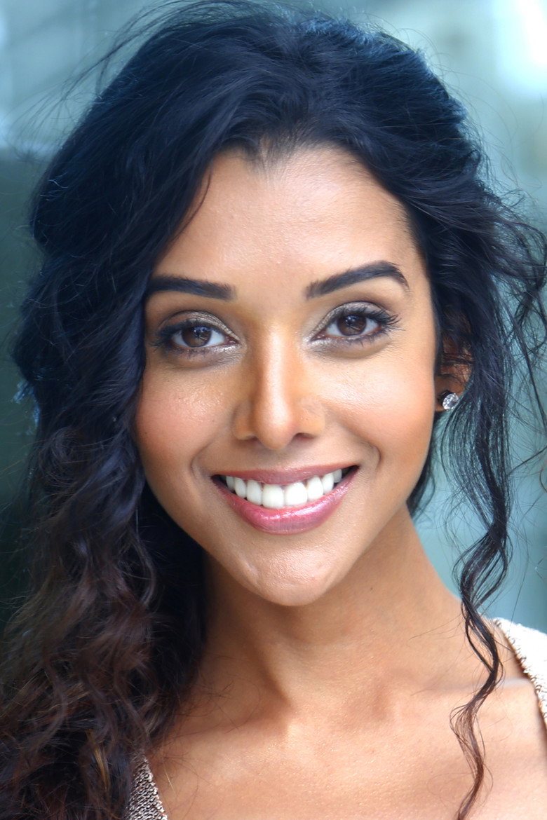 Anupriya Goenka photo 2
