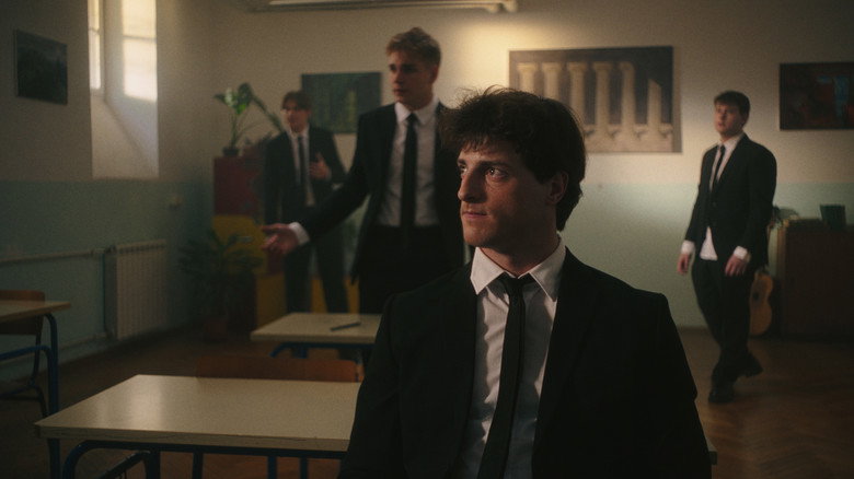 Still from Apollon Club