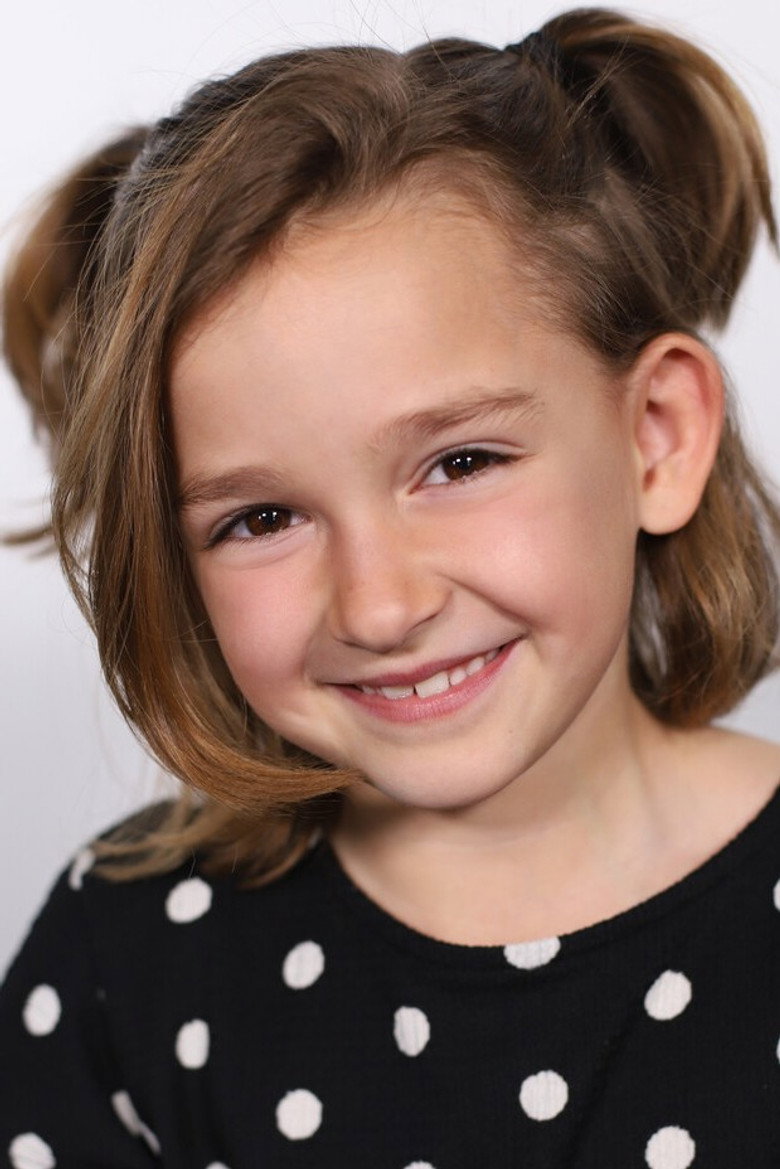 Mila Gauthier portrait
