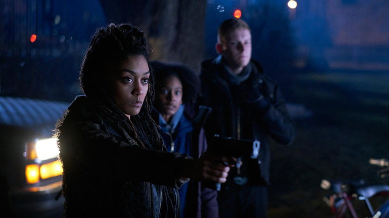 Still from Between - Season 2 Episode 3