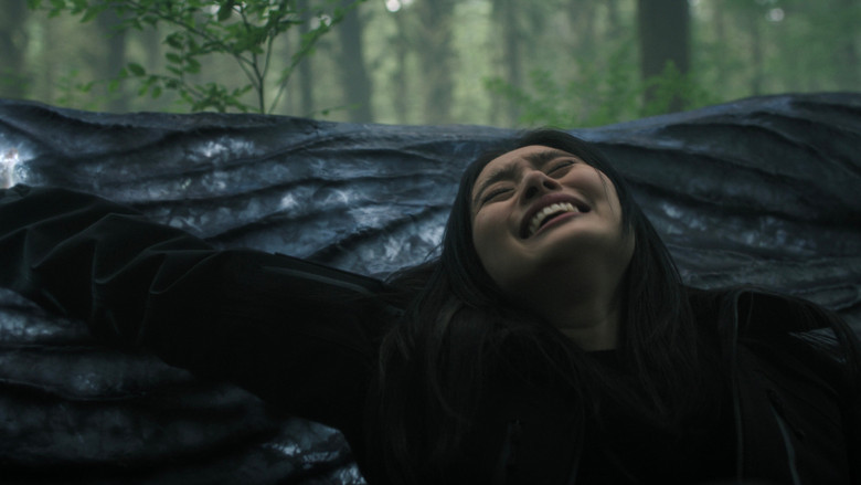 Still from Invasión - Temporada 3 Episodio 5