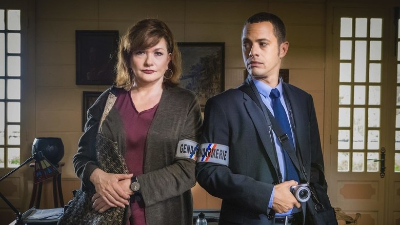 Murder on Reunion Island main backdrop