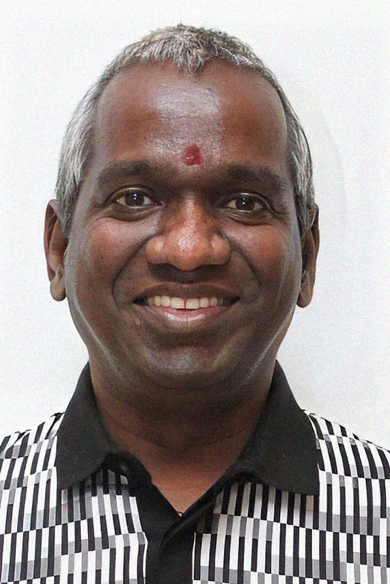 Karthik Raja portrait image