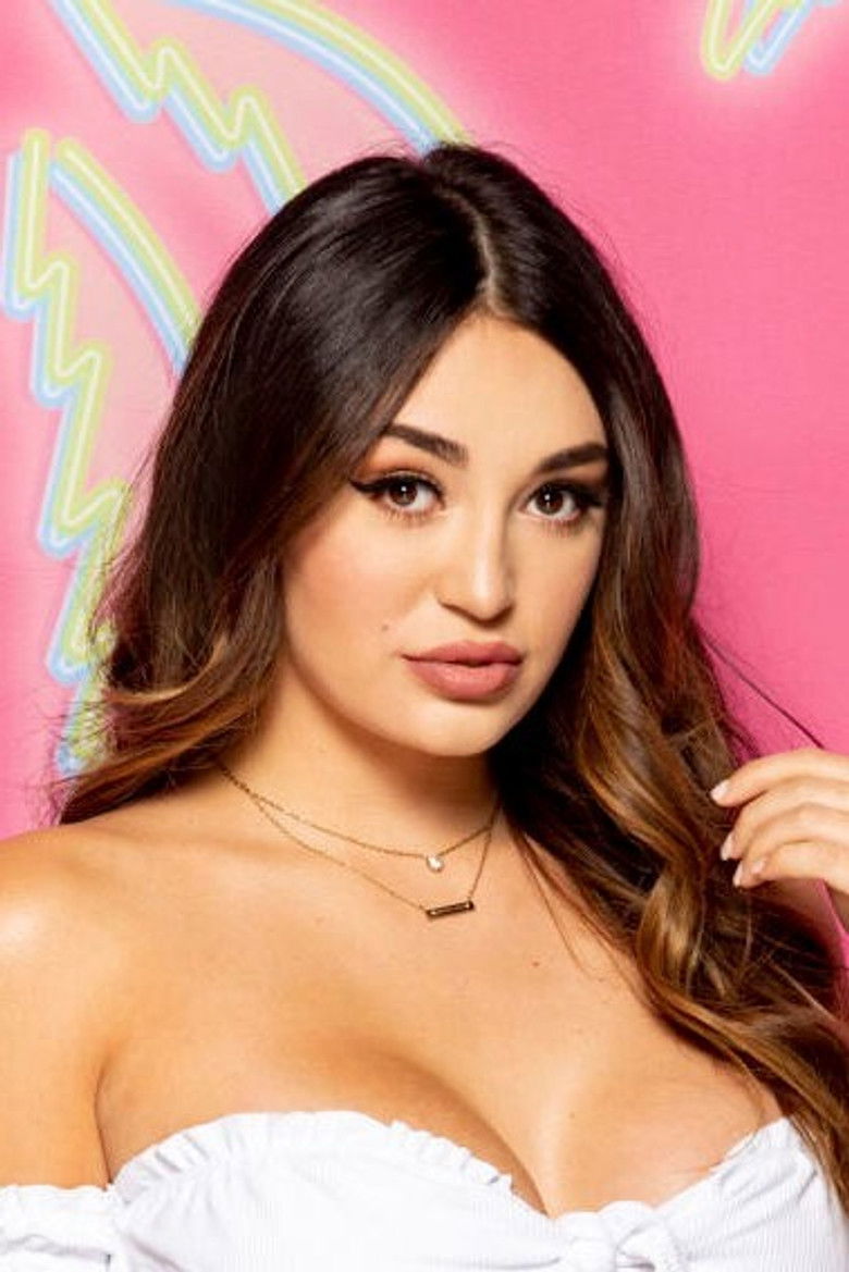 Mercades Schell portrait image