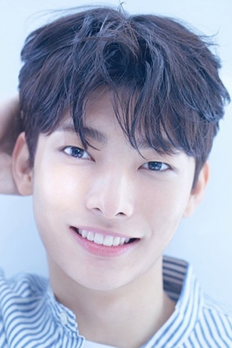 Park Cheon photo