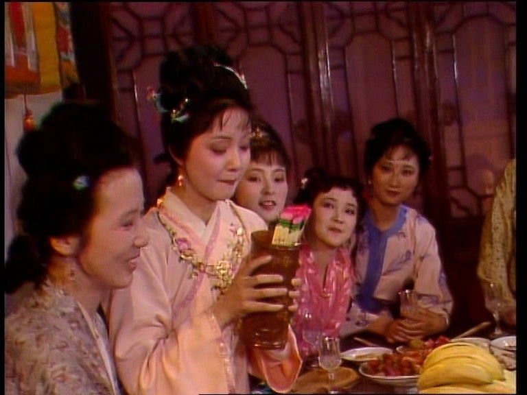 Still image for Dream in Red Mansions season 1 episode 24: Girls Feast at Night in Happy Red Court Still image for Dream in Red Mansions season 1 episode 24: Girls Feast at Night in Happy Red Court