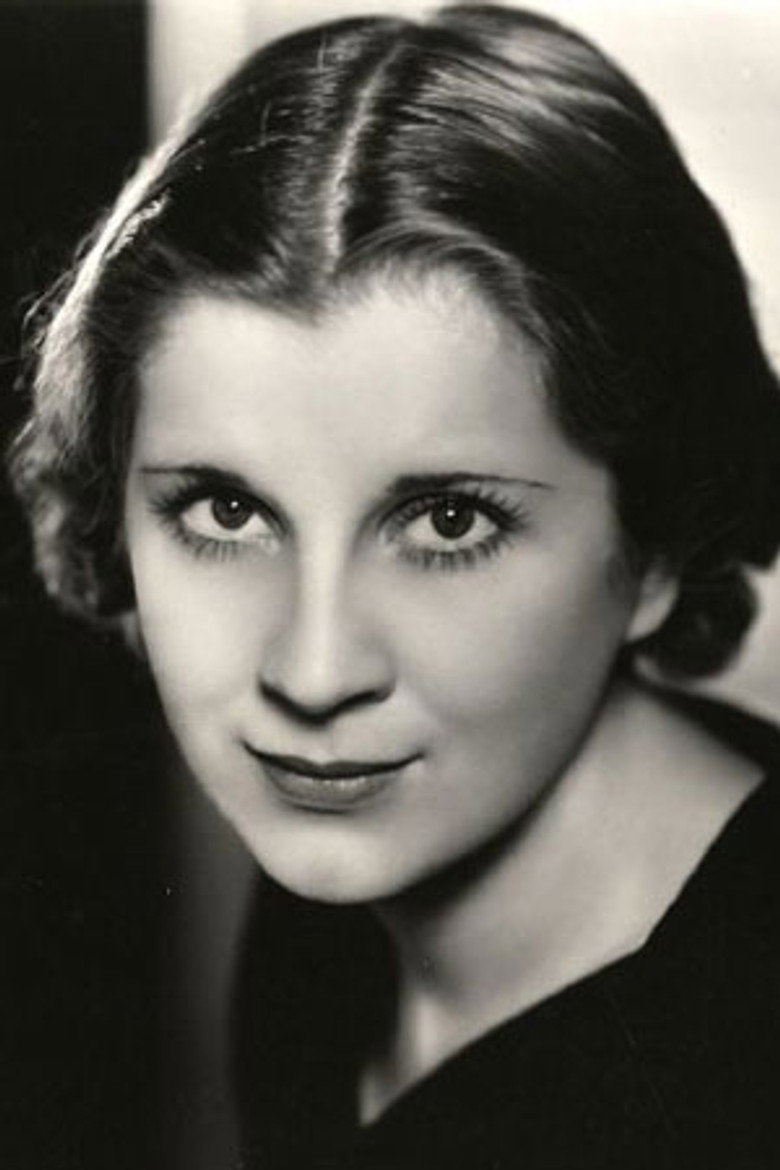 Diana Wynyard photo 2