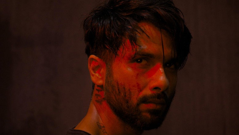 Still from Farzi - Season 1 Episode 8