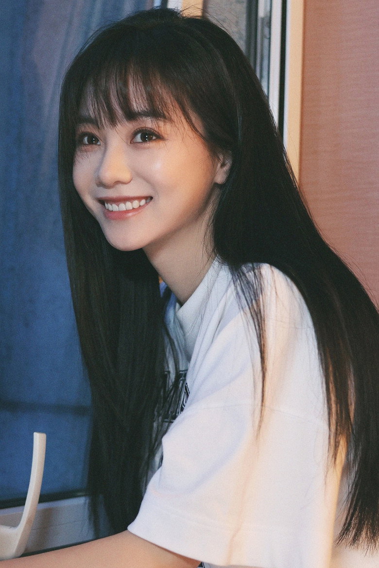 Hu Yixuan photo